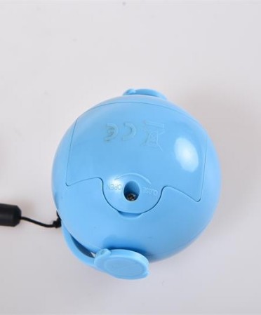 Игрушка-мячик для кошек с вращением на 360°