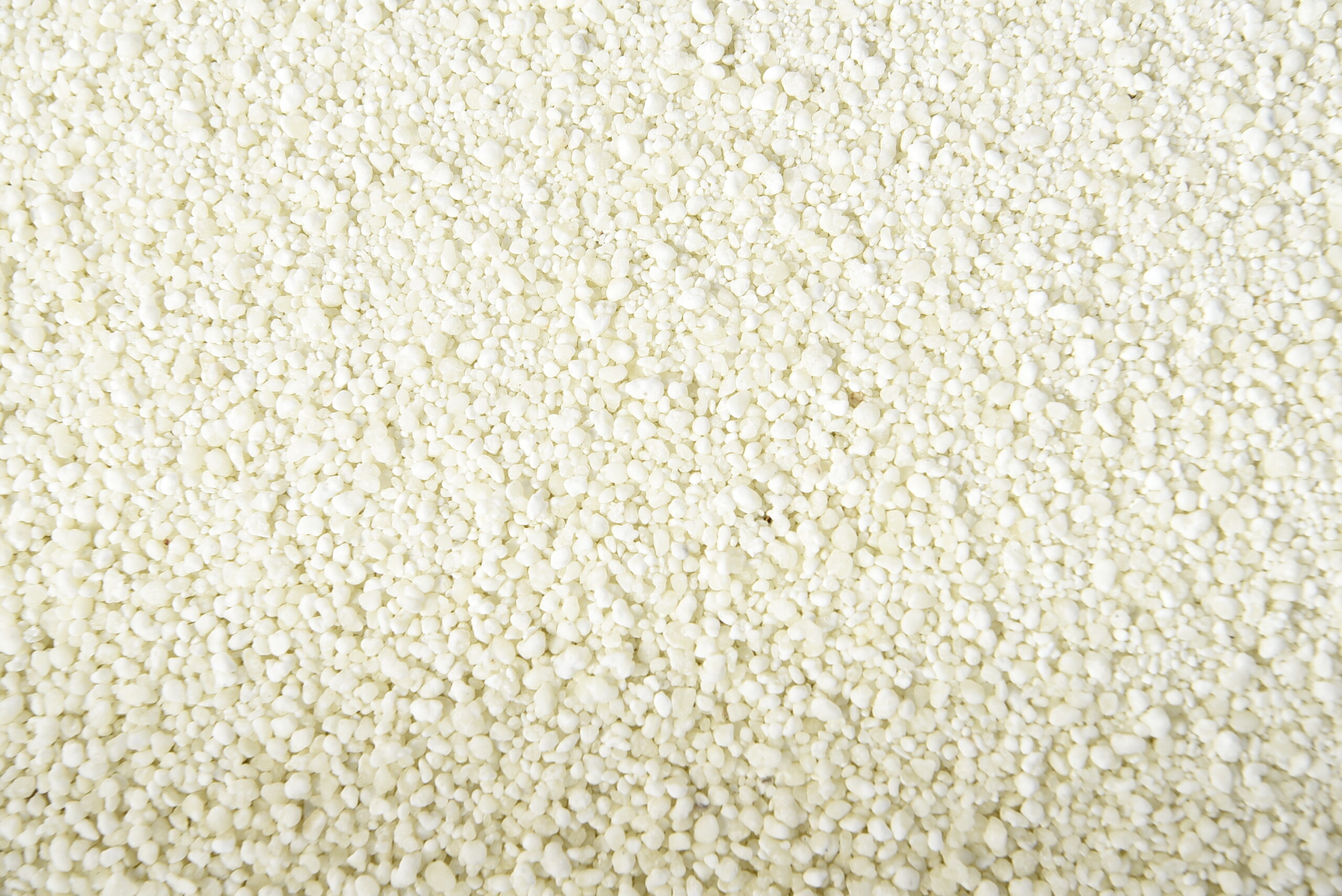 Наполнитель для туалета из маниоки для всех кошек