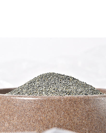 Экономичный бентонитовый наполнитель для кошачьего туалета