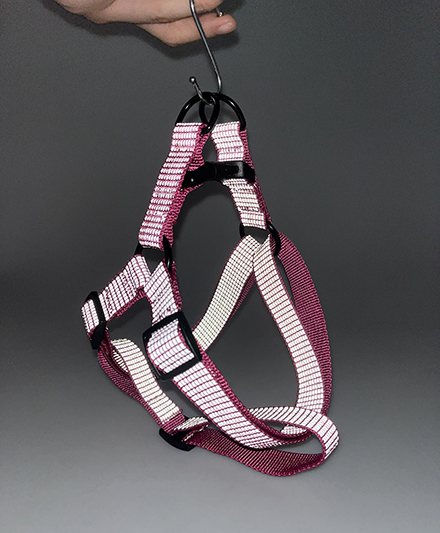 Светоотражающая упряжь для собак