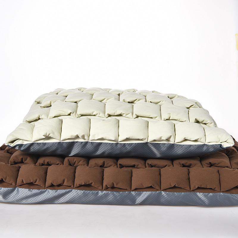 Премиум-кровать для собак в клетку в стиле Michelin