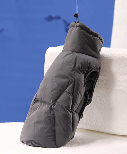 Лёгкая тёплая куртка для собак